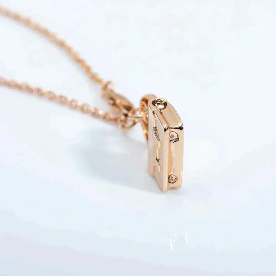 [ORA]AMULETTE PEDANT ROSE GOLD NECKLACE
