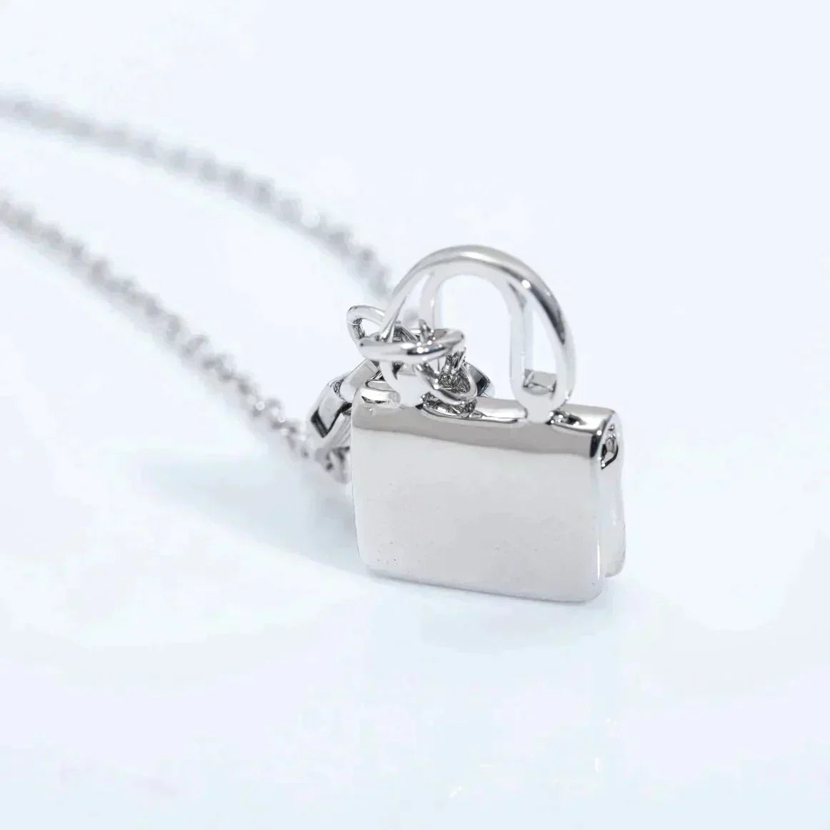 [ORA]AMULETTE PEDANT SILVER NECKLACE