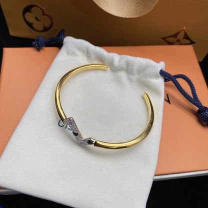 [ORA]VOLTE UPSITE DOWN DIAMOND GOLD OPEN BRACELET