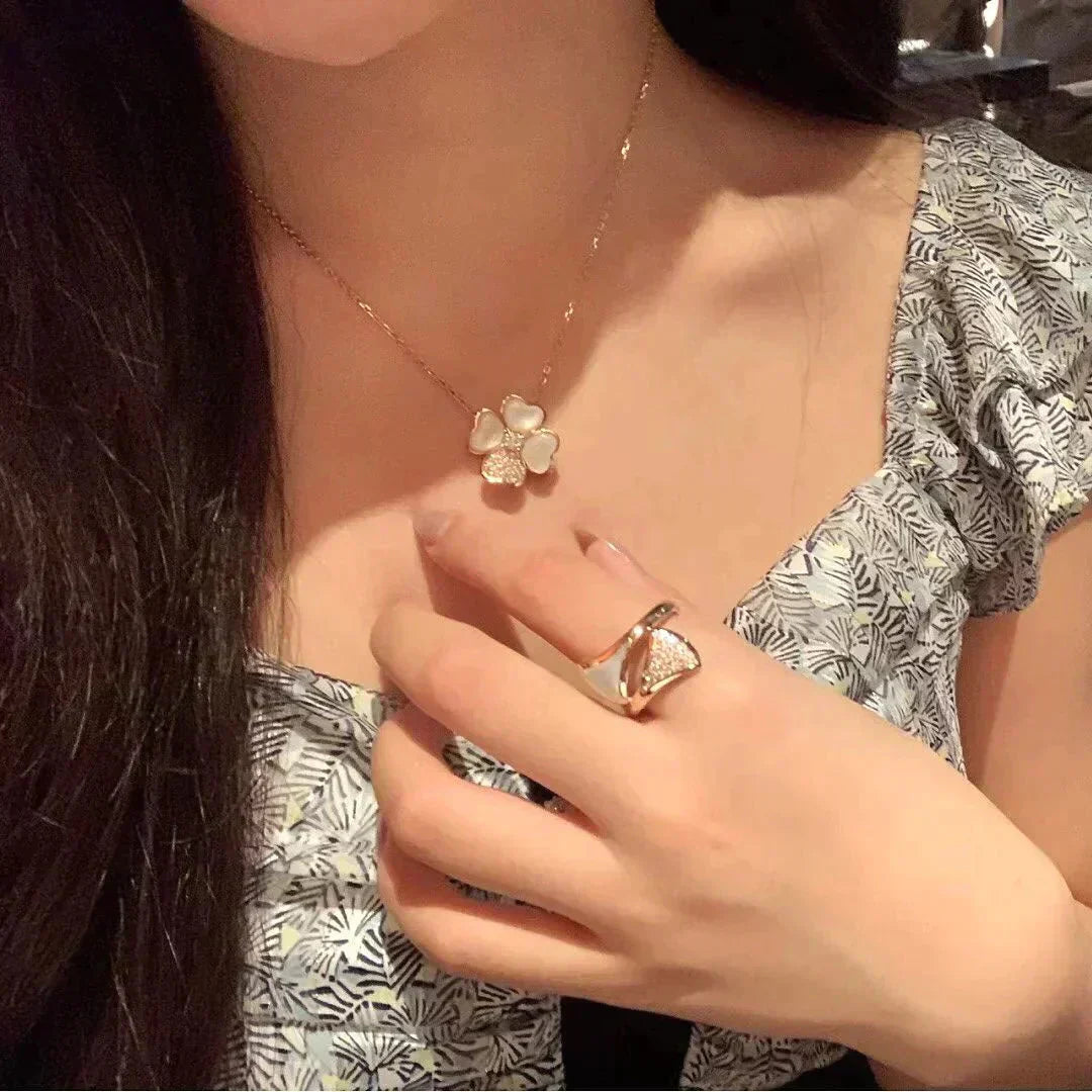 [ORA]CLOVER MOP DIAMOND ROSE GOLD NECKLACE