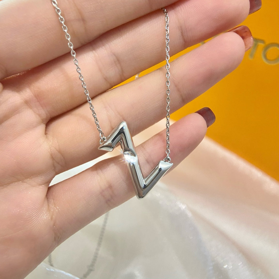 [ORA]VOLTE UPSIDE DOWN NECKLACE
