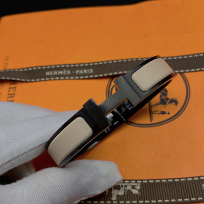 [ORA]H BRACELET 12MM BLACK BEIGE CERAMIC