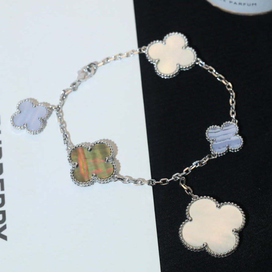 [ORA]CLOVER BRACELET 5 MOTIFS MOP CHALCEDONY SILVER