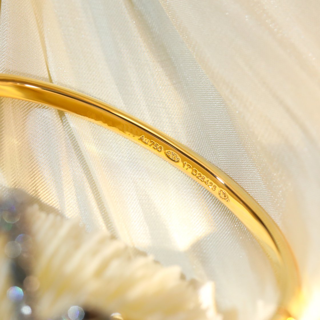 [ORA]VOLTE UPSITE DOWN GOLD DIAMOND BRACELET
