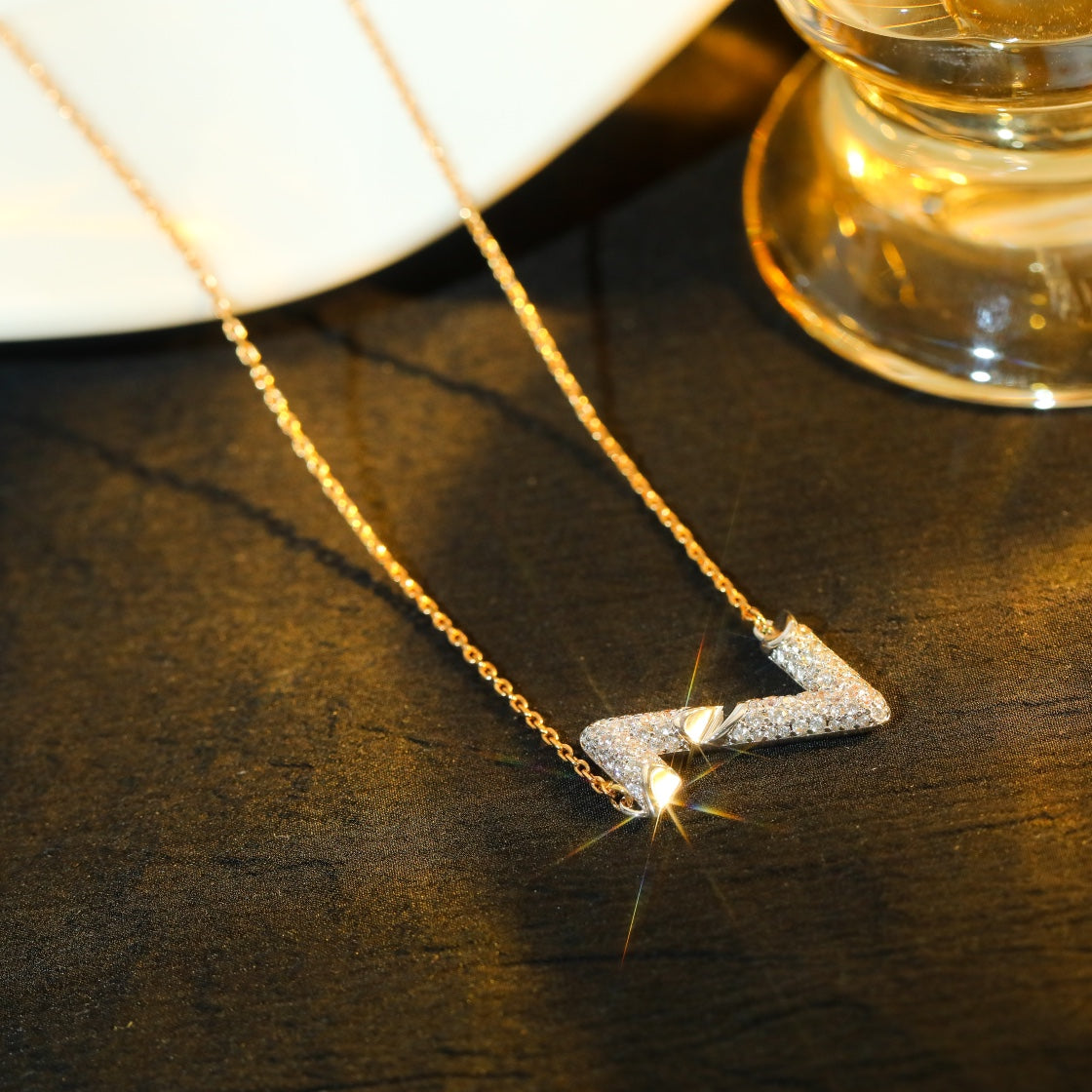 [ORA]VOLT SILVER DIAMOND PEDANT NECKLACE