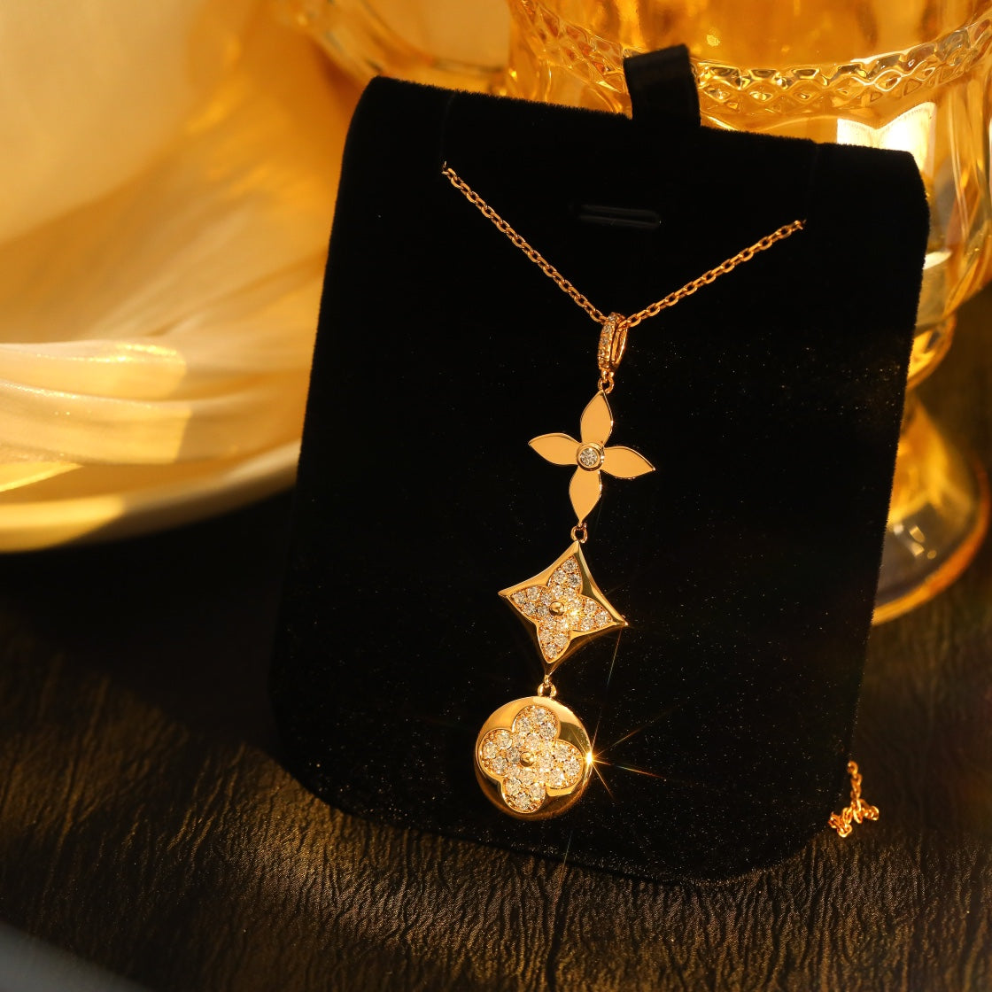 [ORA]STAR AND SUN DIAMOND PINK GOLD NECKLACE