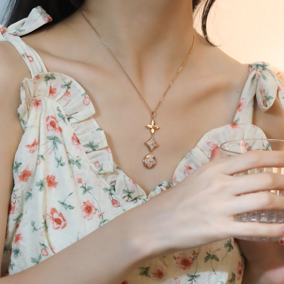 [ORA]STAR AND SUN DIAMOND PINK GOLD NECKLACE