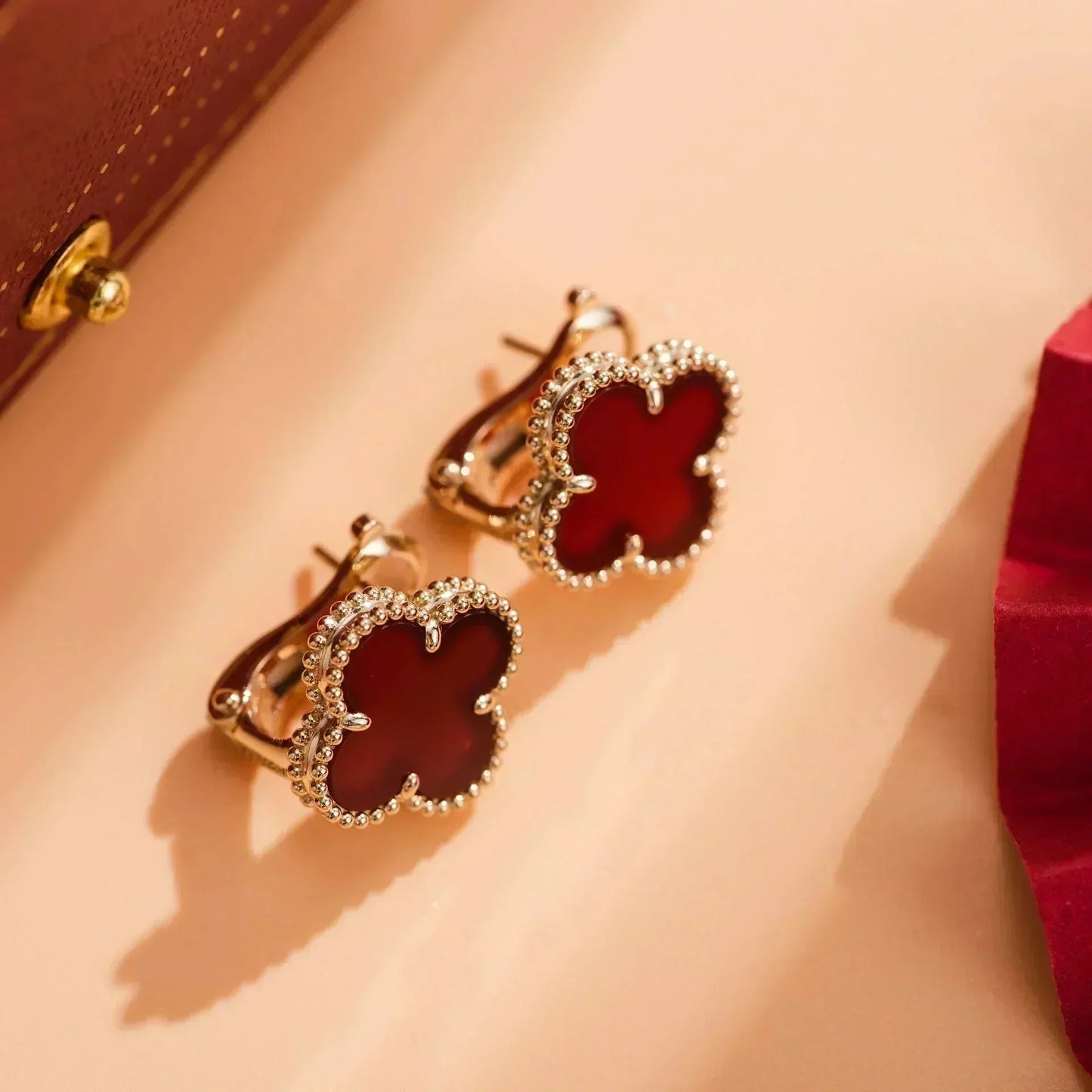 [ORA]CLOVER MEDIUM 1 MOTIFS CARNELIAN  EARRINGS