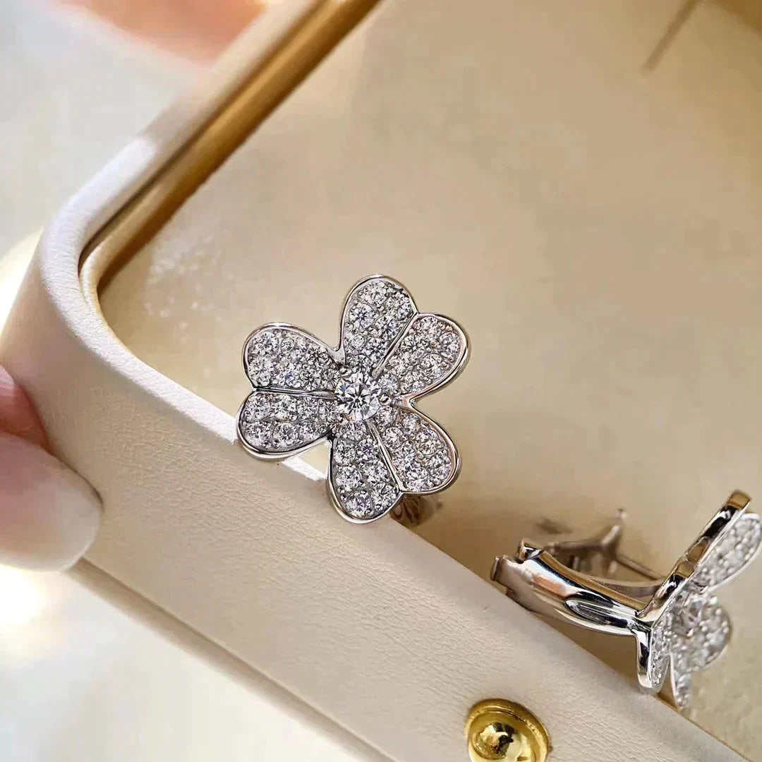 [ORA]CLOVER COMOS DIAMOND EARRINGS SILVER