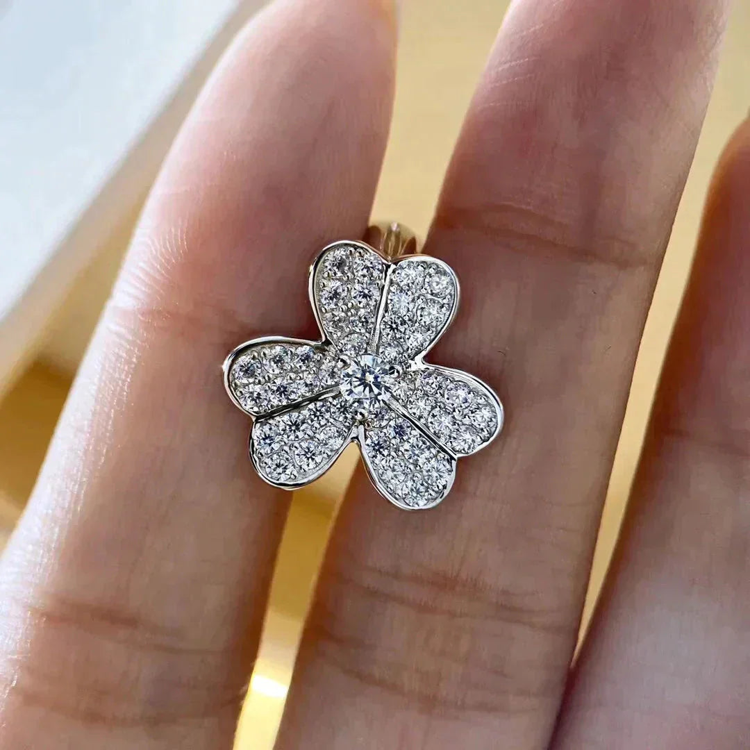 [ORA]CLOVER COMOS DIAMOND EARRINGS SILVER
