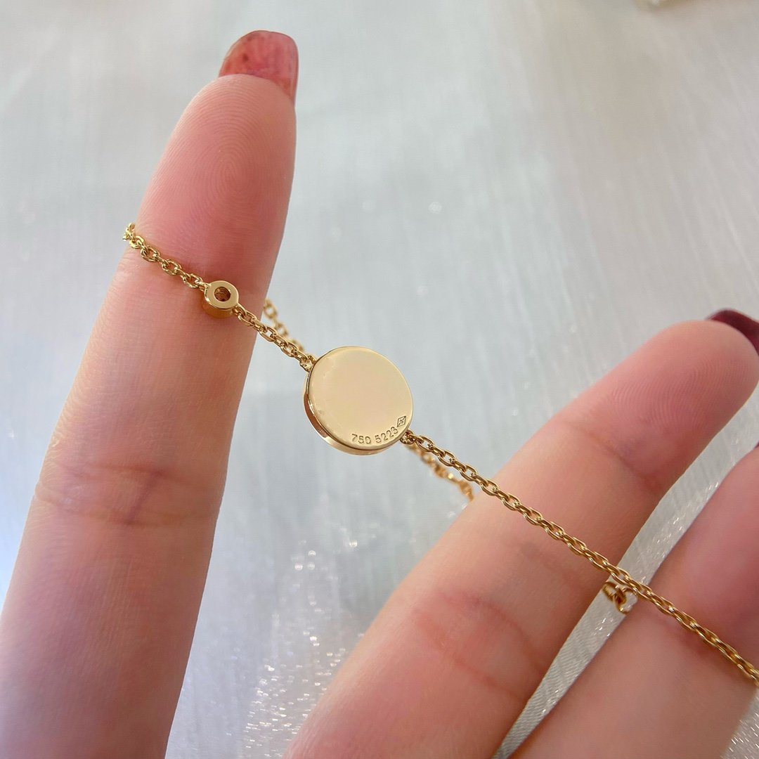 [ORA]SUN PEDANT CARNELIAN BRACELET