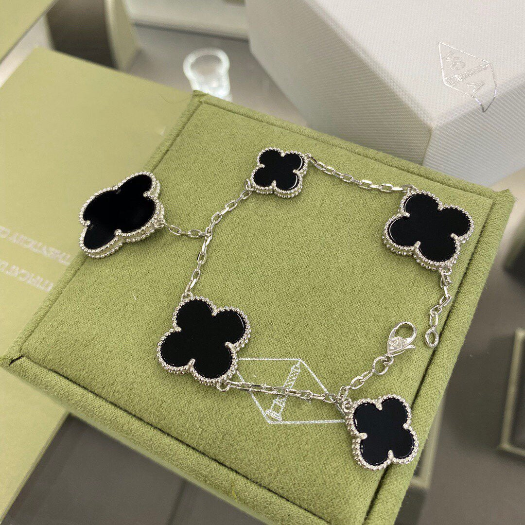 [ORA]CLOVER 5 MOTIFS SIVLER ONYX BRACELET