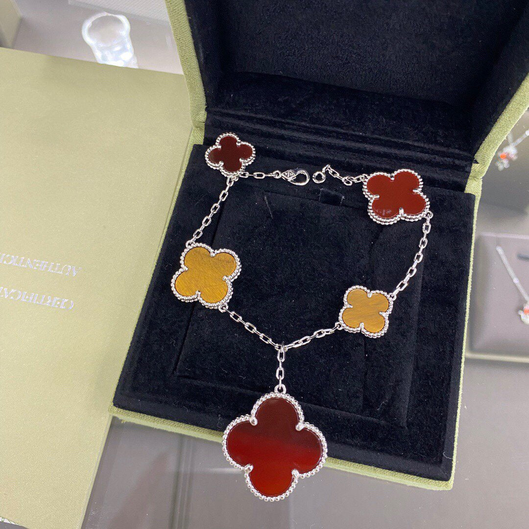 [ORA]CLOVER 5 MOTIFS SIVLER CARNELIAN TIGER EYE BRACELET