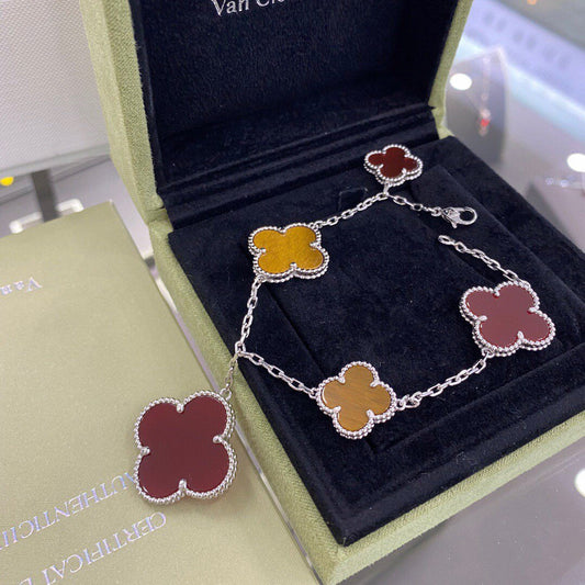 [ORA]CLOVER 5 MOTIFS SIVLER CARNELIAN TIGER EYE BRACELET