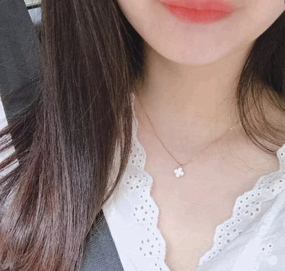 [ORA]CLOVER MINI 9.5MM WHITE MOTHER-OF-PEARL NECKLACE