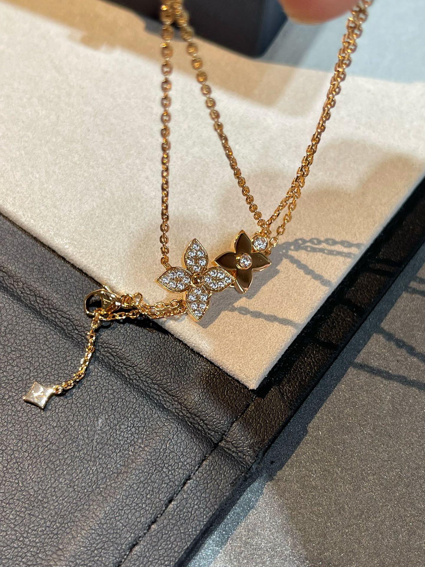 [ORA]STAR BLOSSOM NECKLACE PINK GOLD DIAMONDS