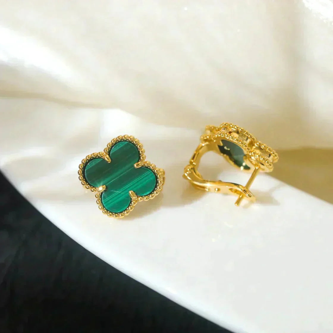 [ORA]CLOVER MEDIUM 1 MOTIV MALACHIT OHRRINGE