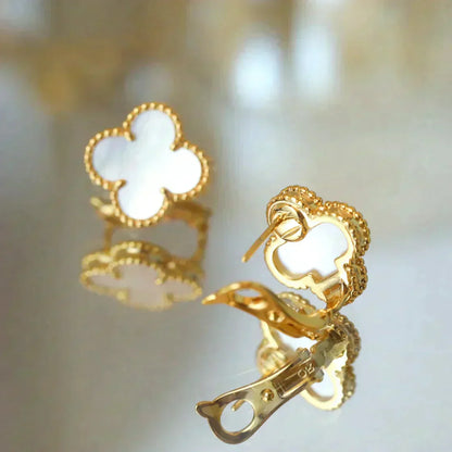 [ORA]CLOVER MEDIUM 1 MOTIFS  WHITE MOP STUD EARRINGS