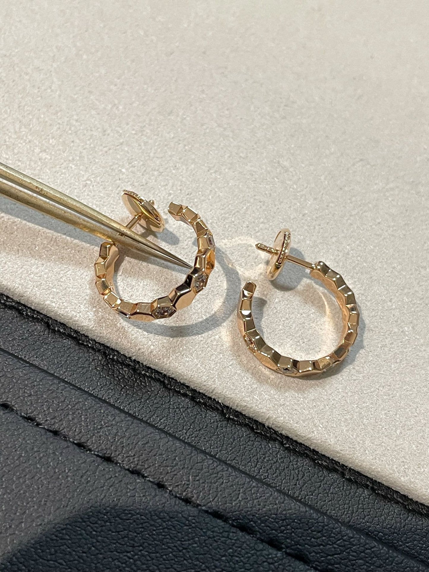 [ORA]Hollow Design Four-Leaf Clover Flower Shape Ring
