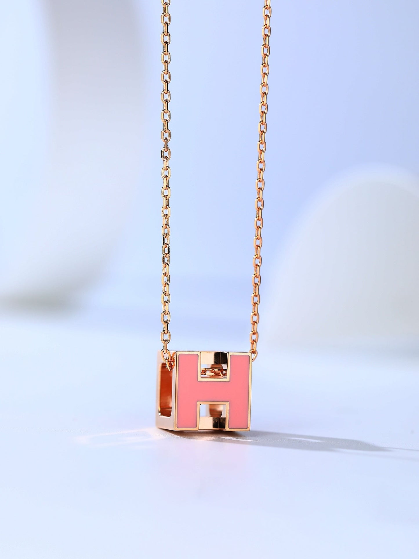 [ORA]H CAGE PINK GOLD NECKLACE