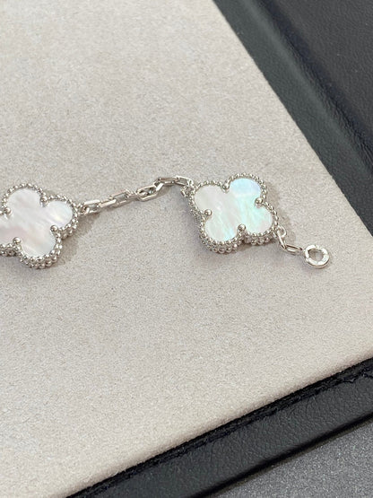 [ORA]CLOVER WHITE PEARL MOP 5 MOTIF BRACELET COLLECTION
