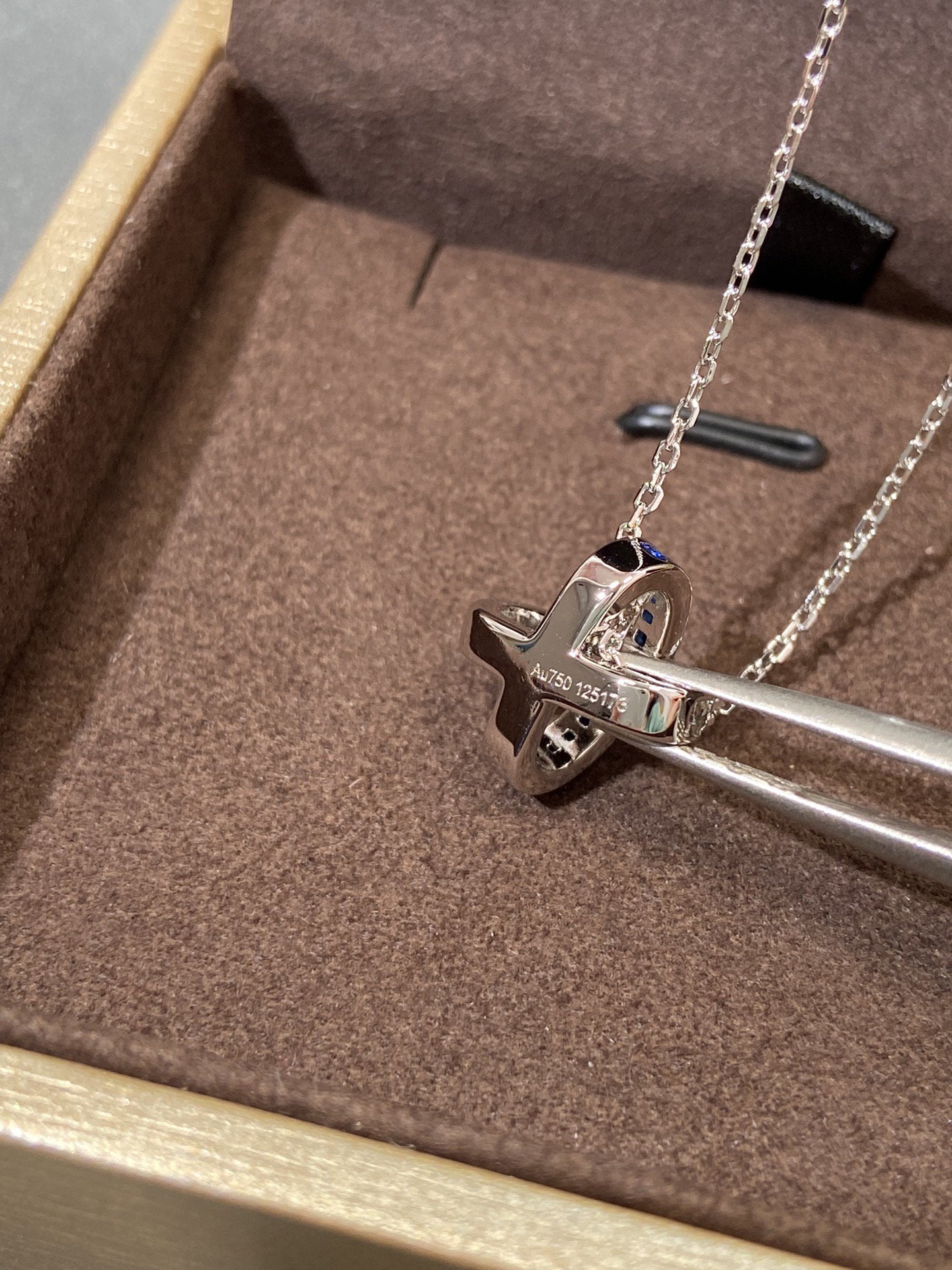 [ORA]LIENS DIAMOND SILVER NECKLACE