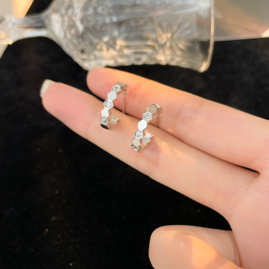 [ORA]BEE LOVE DIAMOND HOOP EARRINGS