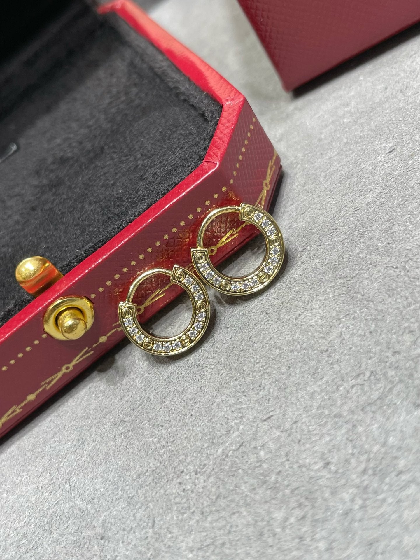 [ORA]LOVE DIAMOND EARRINGS