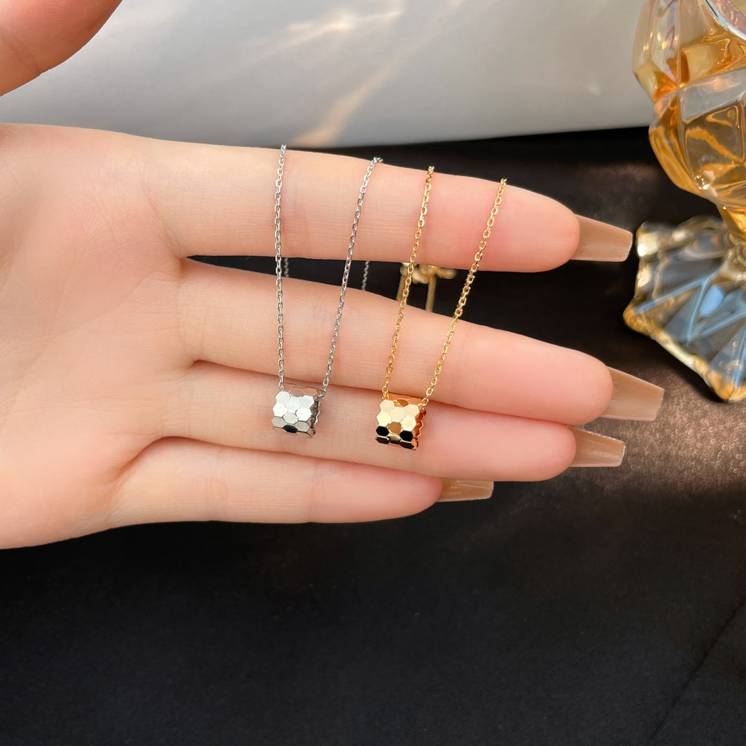 [ORA]BEE MINI NECKLACE