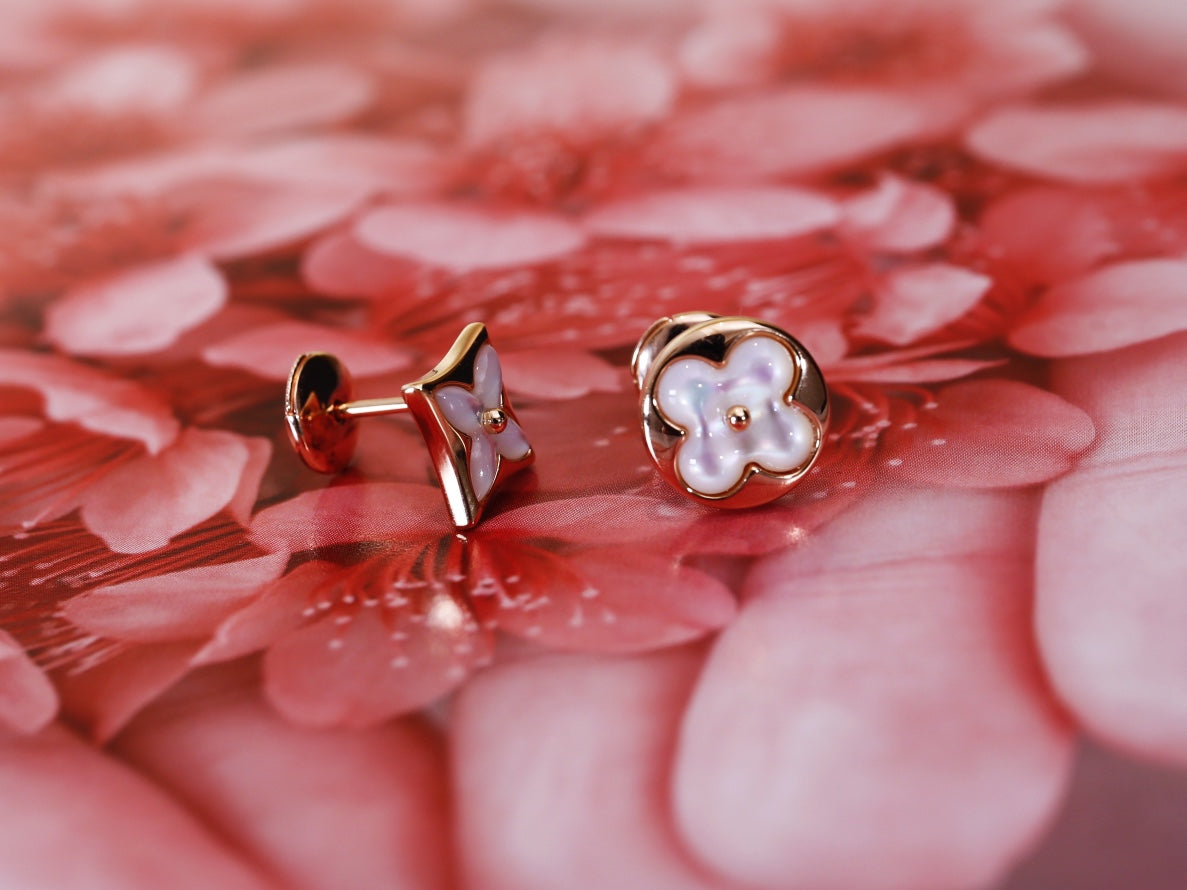 [ORA]STAR AND SUN PINK GOLD MOP STUD EARRINGS