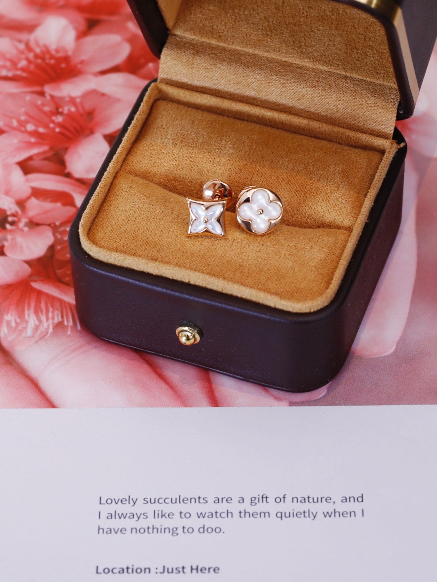 [ORA]STAR AND SUN PINK GOLD MOP STUD EARRINGS