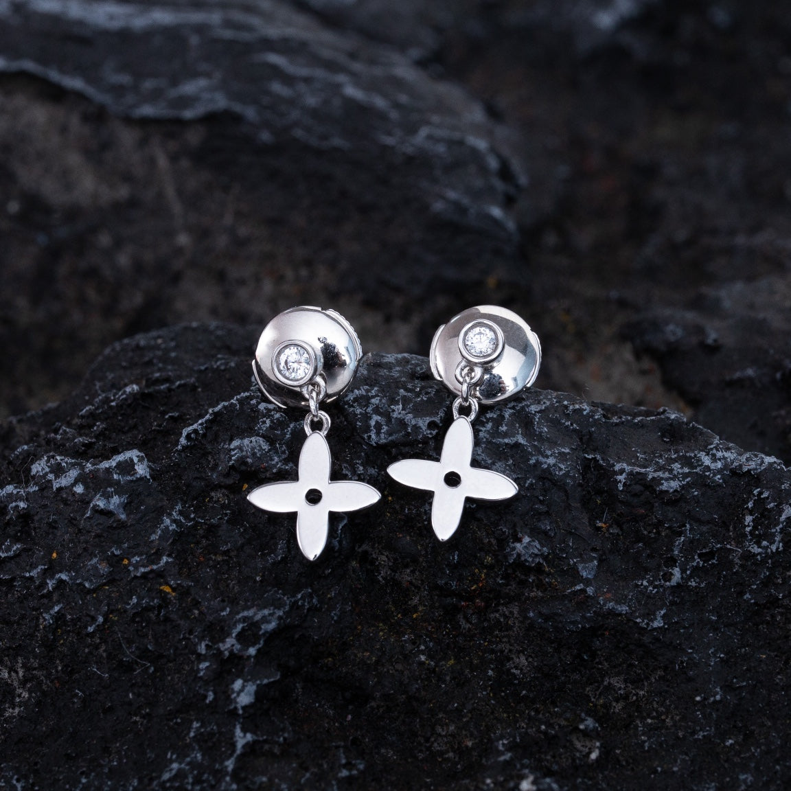 [ORA]VIDYLLE SILVER DIAMOND MINI DROP EARRINGS