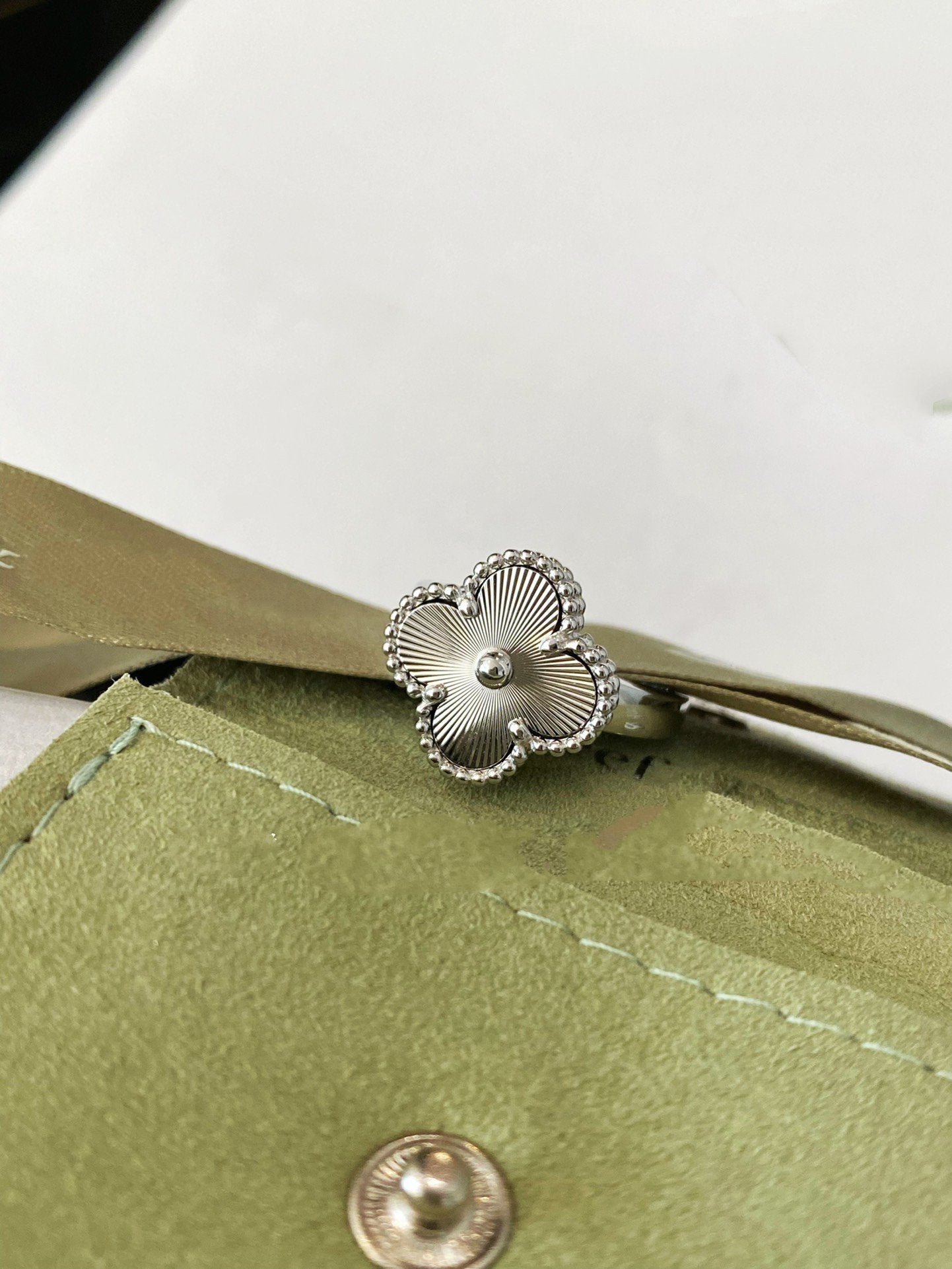 [ORA]CLOVER SILVER RING