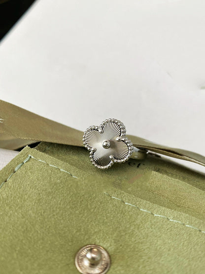 [ORA]CLOVER SILVER RING