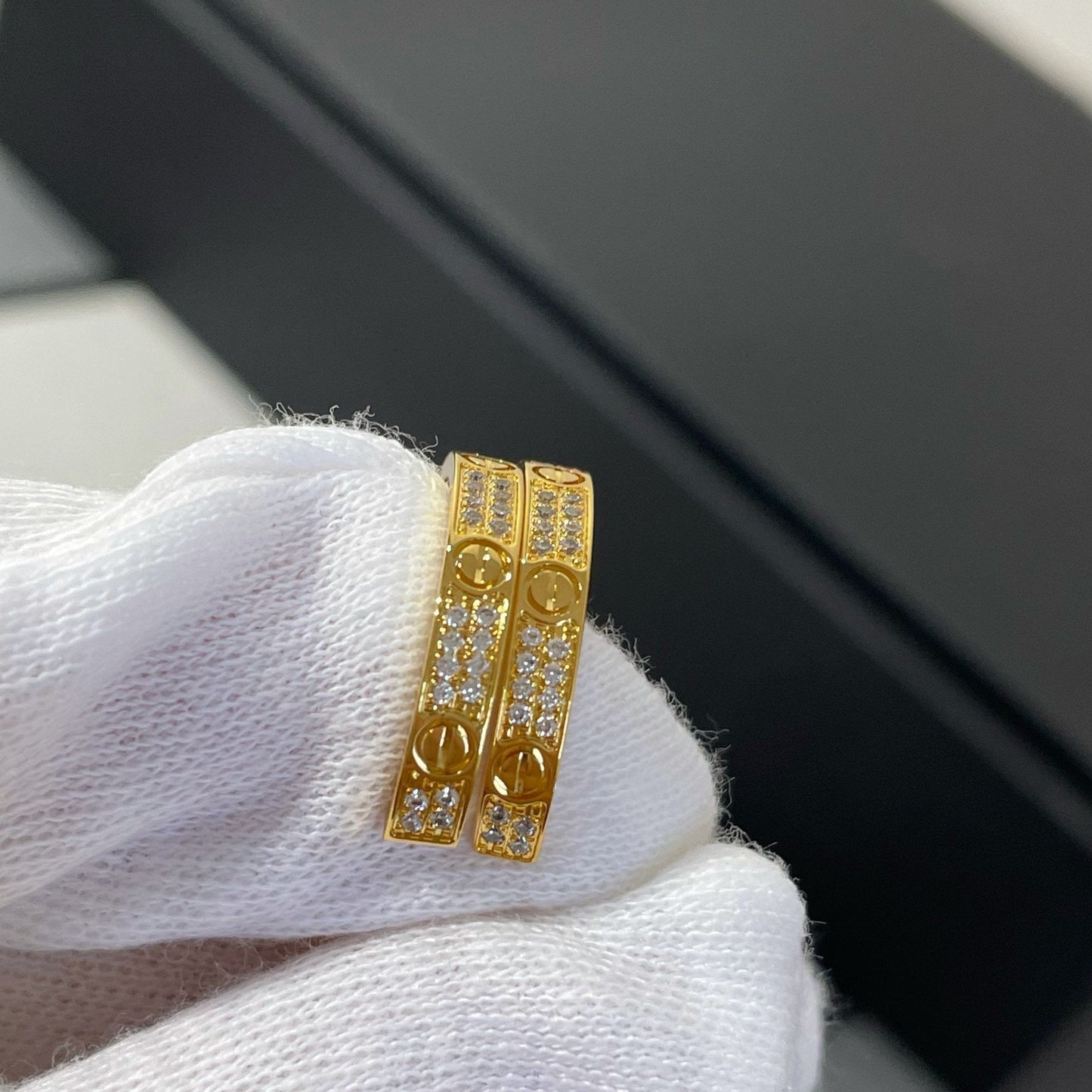 [ORA]LOVE DIAMOND GOLD HOOP EARRINGS