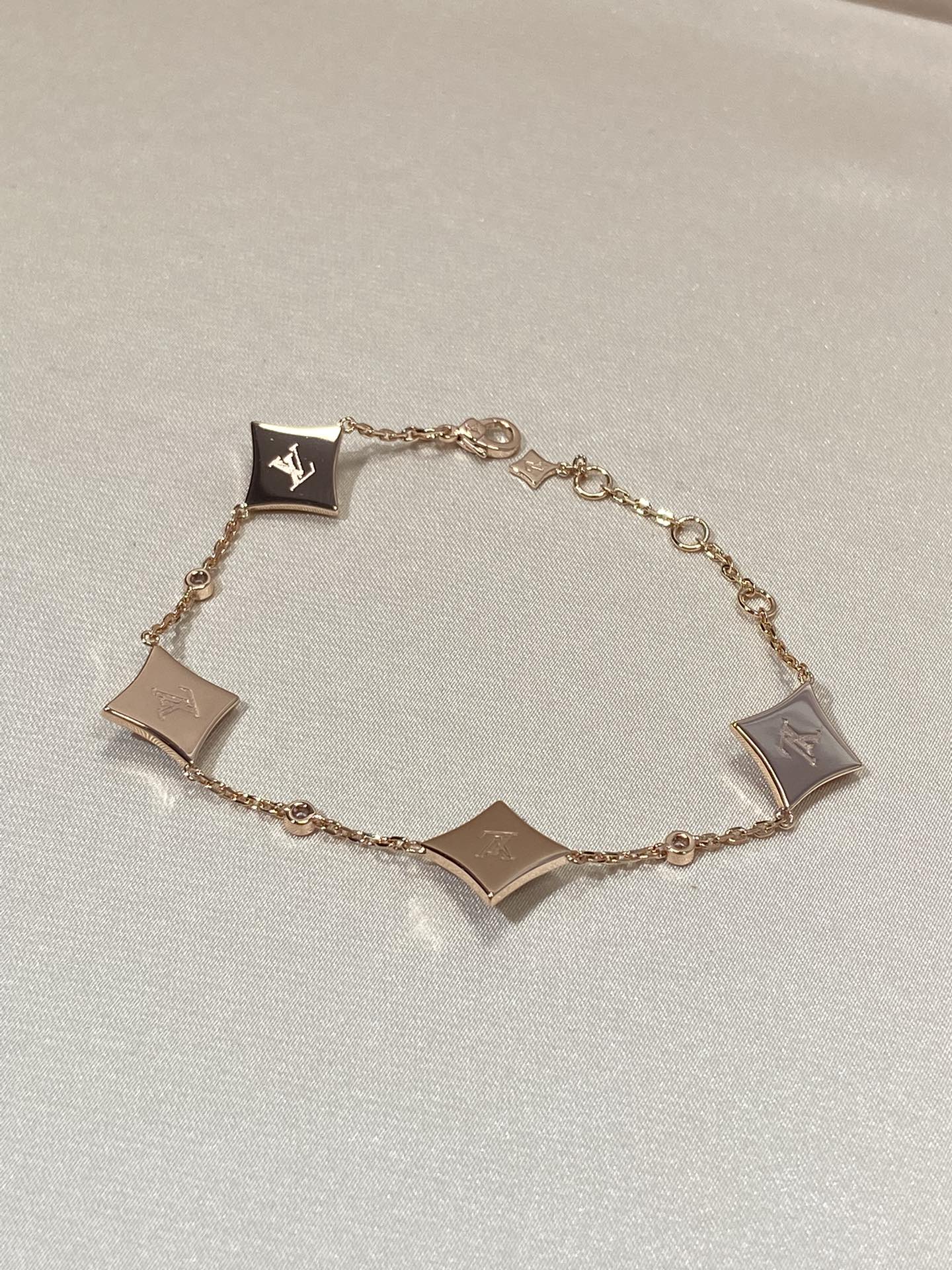 [ORA]STAR 4 MOTIF MOP DIAMOND PINK GOLD BRACELET