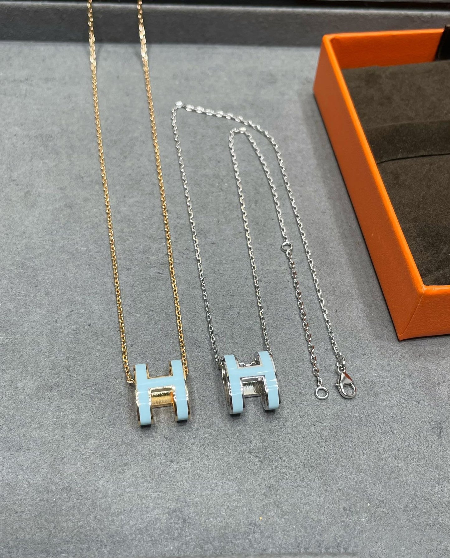 [ORA]POP H SKY BLUE NECKLACE