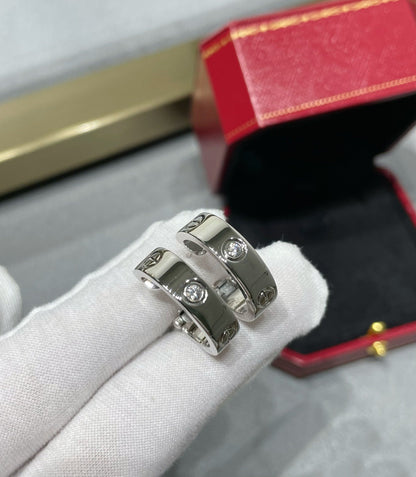 [ORA]LOVE 5.5MM 1 DIAMOND EARRINGS