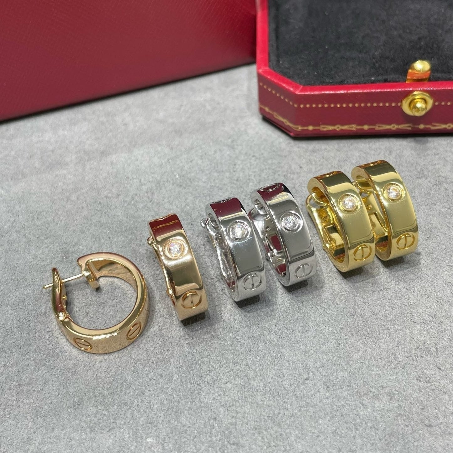 [ORA]LOVE 5.5MM 1 DIAMOND EARRINGS