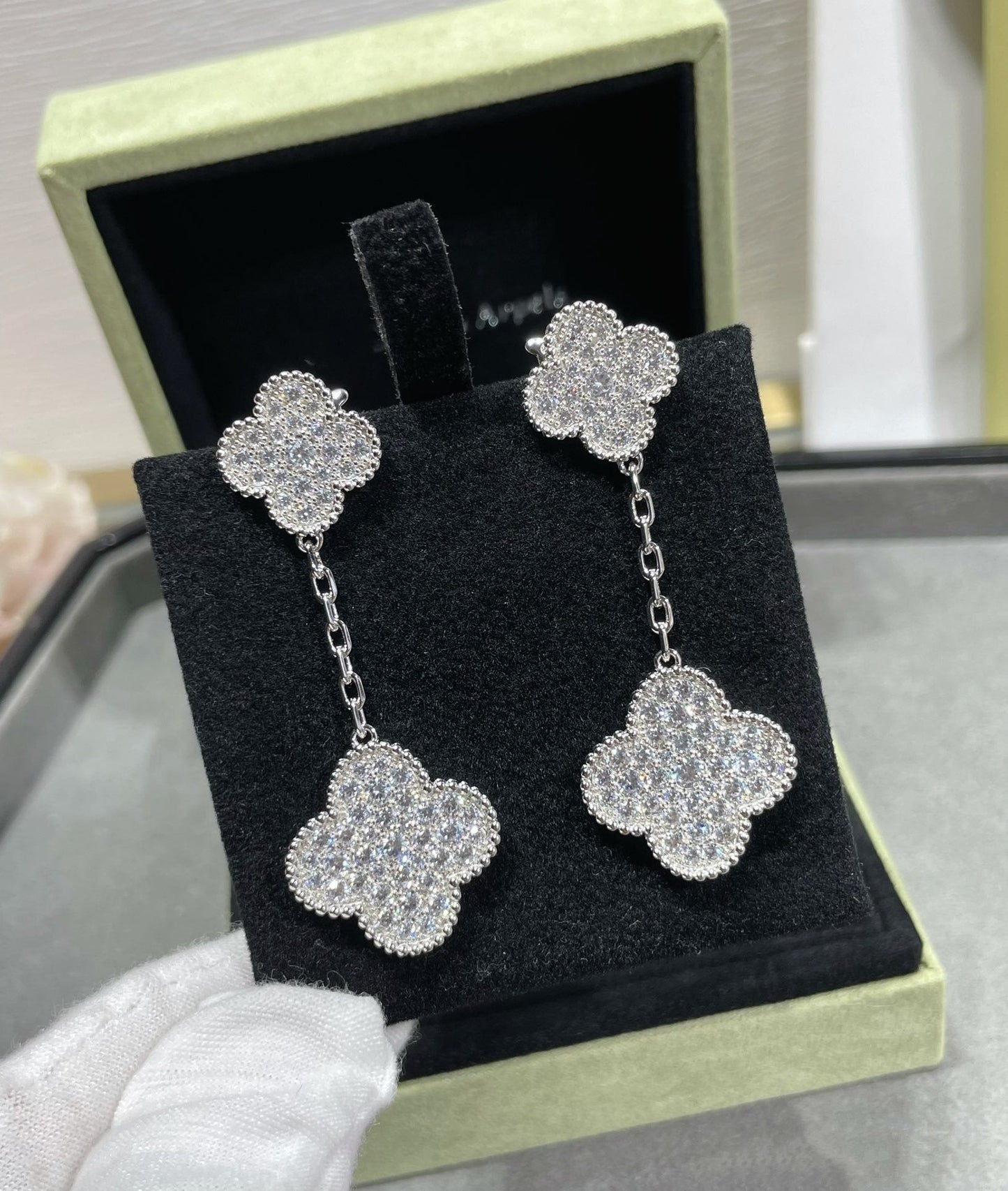 [ORA]CLOVER 2 MOTIFS DIAMOND PAVED SILVER EARRINGS