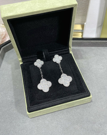 [ORA]CLOVER 2 MOTIFS DIAMOND PAVED SILVER EARRINGS