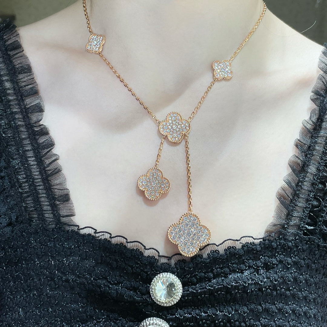 [ORA]CLOVER 6 MOTIV DIAMANT-PAVIERTE HALSKETTE