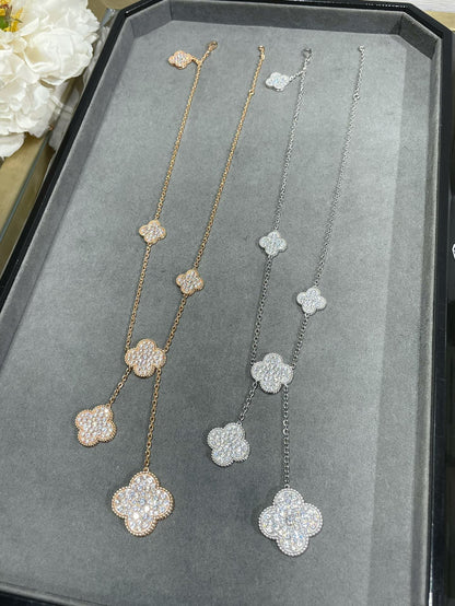 [ORA]CLOVER 6 MOTIV DIAMANT-PAVIERTE HALSKETTE