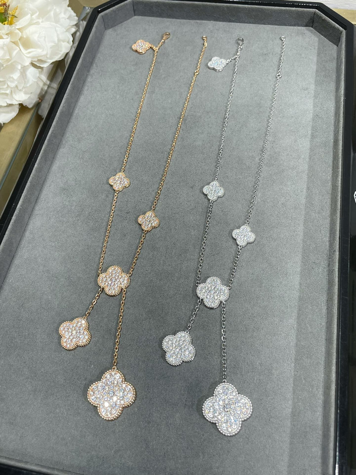 [ORA]CLOVER 6 MOTIF DIAMOND PAVED NECKLACE