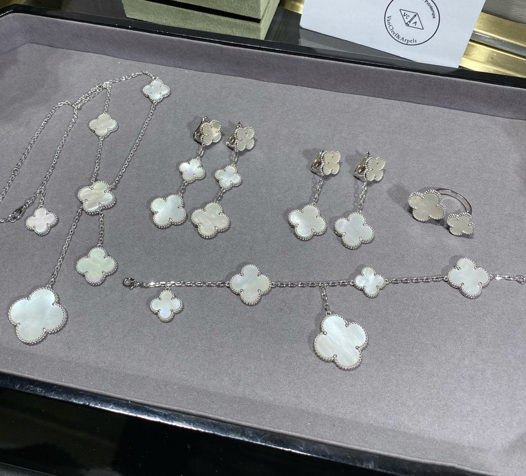 [ORA]CLOVER 5 MOTIF WHITE MOP SILVER BRACELET