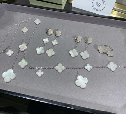[ORA]CLOVER 5 MOTIF WHITE MOP SILVER BRACELET