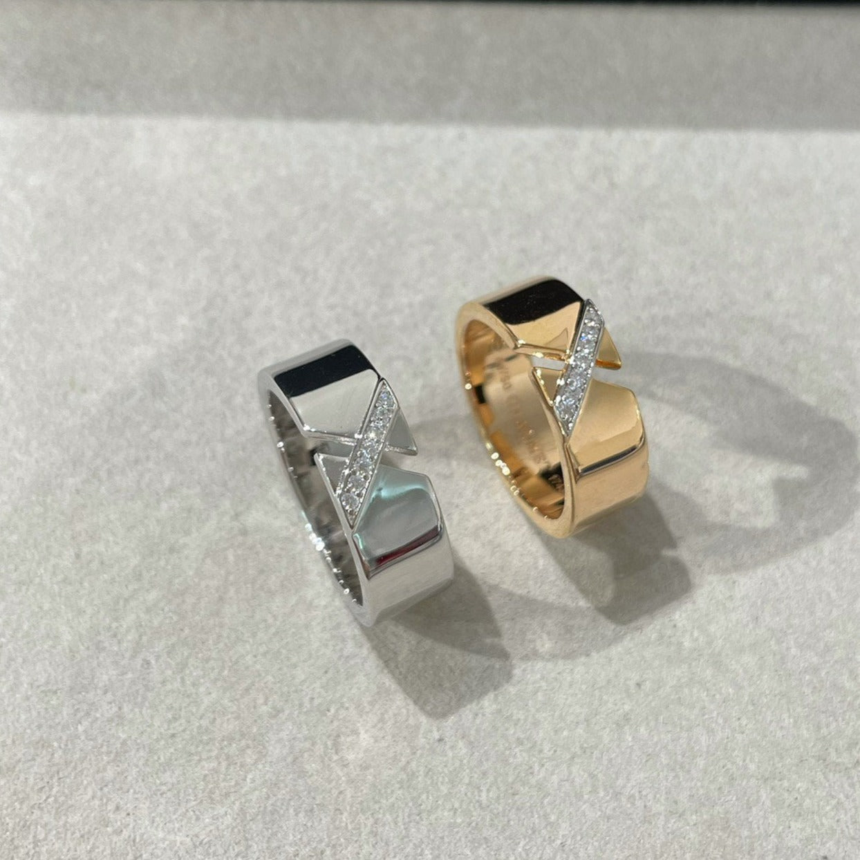 [ORA]LIENS EVIDENCE DIAOMOND RING