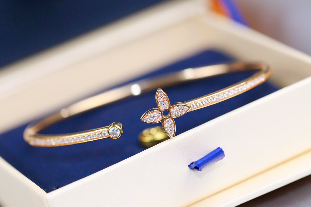 [ORA]IDYLLE PINK GOLD OPEN BRACELET DIAMOND PAVED