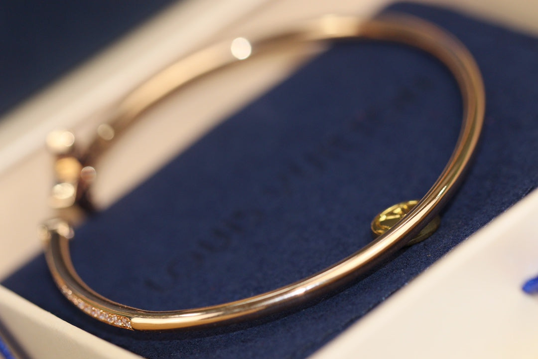 [ORA]IDYLLE PINK GOLD OPEN BRACELET DIAMOND PAVED