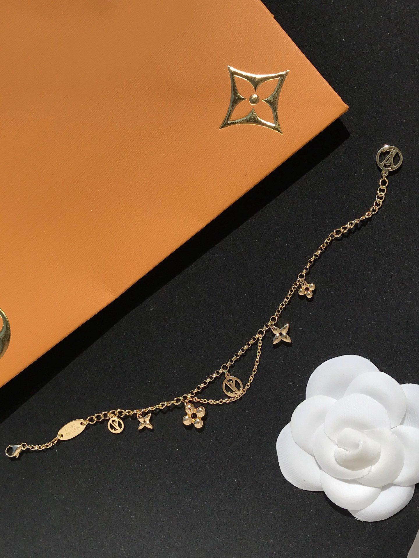 [ORA]BLOOMING PINK GOLD MOP BRACELET